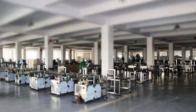 चावल के बैग और अनाज के बैग के लिए बड़े आकार का डबल घर्षण फीडर 10